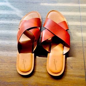 Universal Thread sandals size 10 never worn